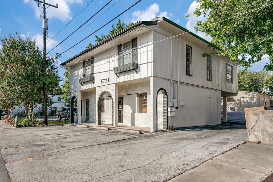 5721 Broadway St, San Antonio, TX à louer - Photo du b timent - Image 3 de 19