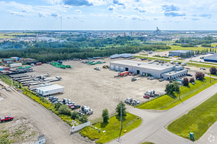 25963 111 Av, Acheson, AB à louer - Aérien - Image 2 de 3
