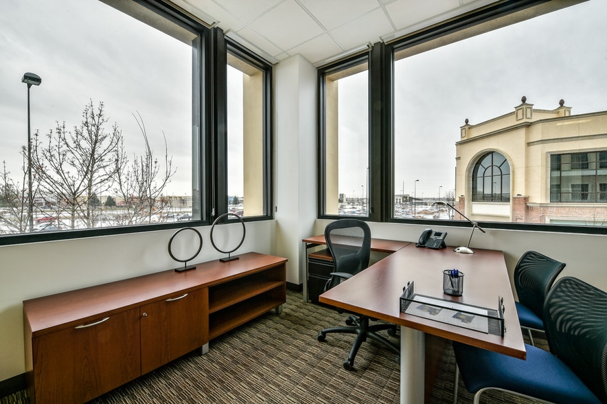 3597 E Monarch Sky Ln, Meridian, ID for lease - Interior Photo - Image 3 of 8