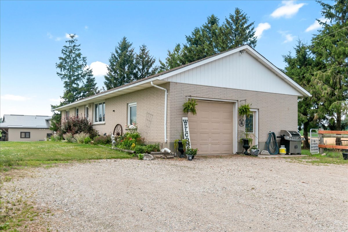 383731 Salford Rd, Salford, ON à vendre Photo principale- Image 1 de 21
