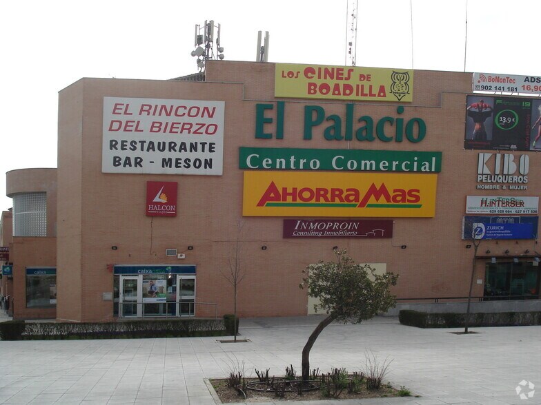 Commerce de détail dans Boadilla del Monte, Madrid à vendre - Photo du bâtiment - Image 2 de 4