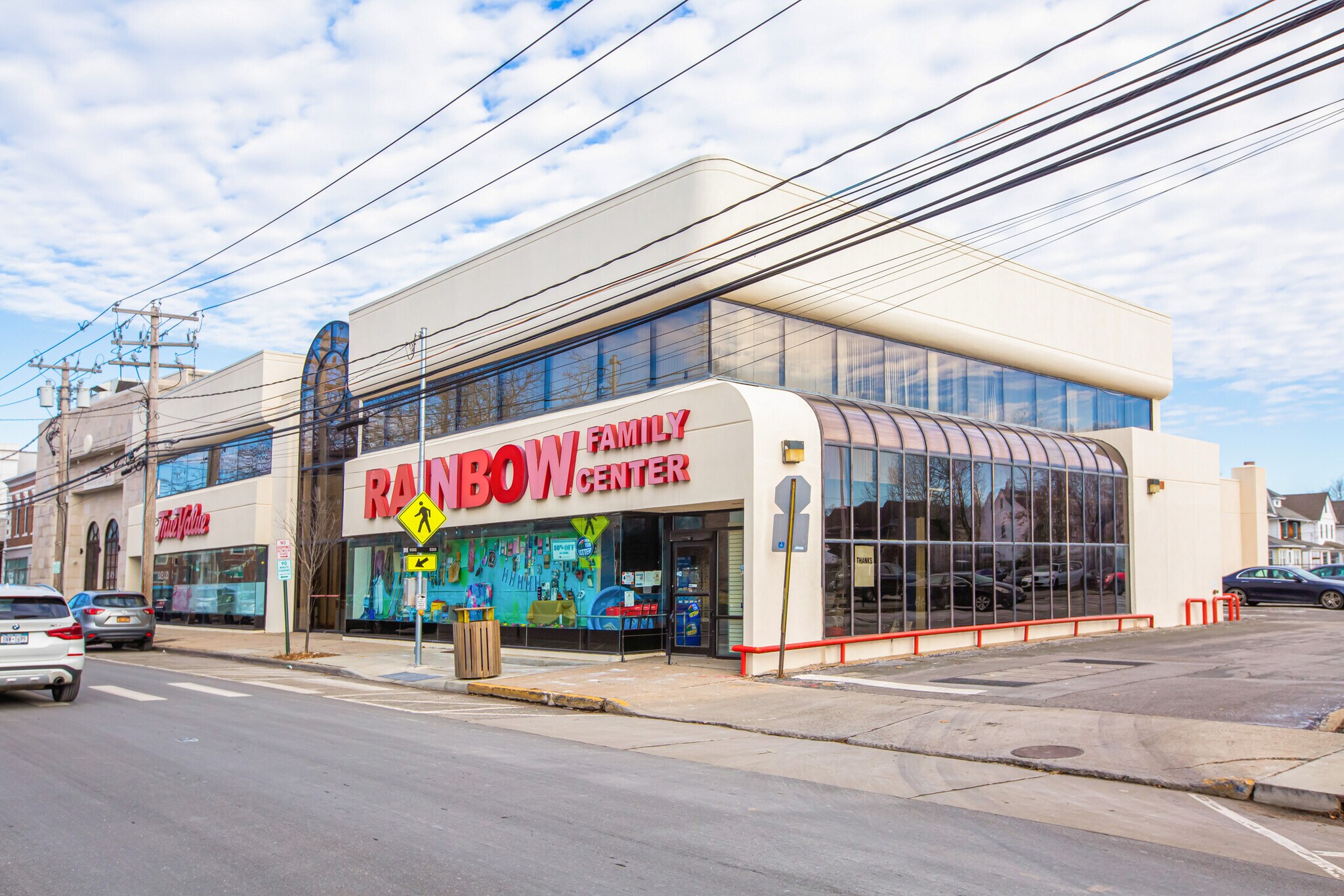 683 Middle Neck Rd, Great Neck, NY for lease Building Photo- Image 1 of 10