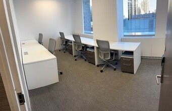 3 Columbus Cir, New York, NY à louer Photo intérieure- Image 1 de 1