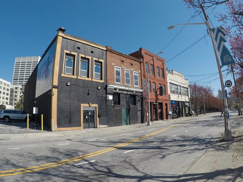 251 Trinity Ave SW, Atlanta, GA à vendre - Photo du bâtiment - Image 1 de 29