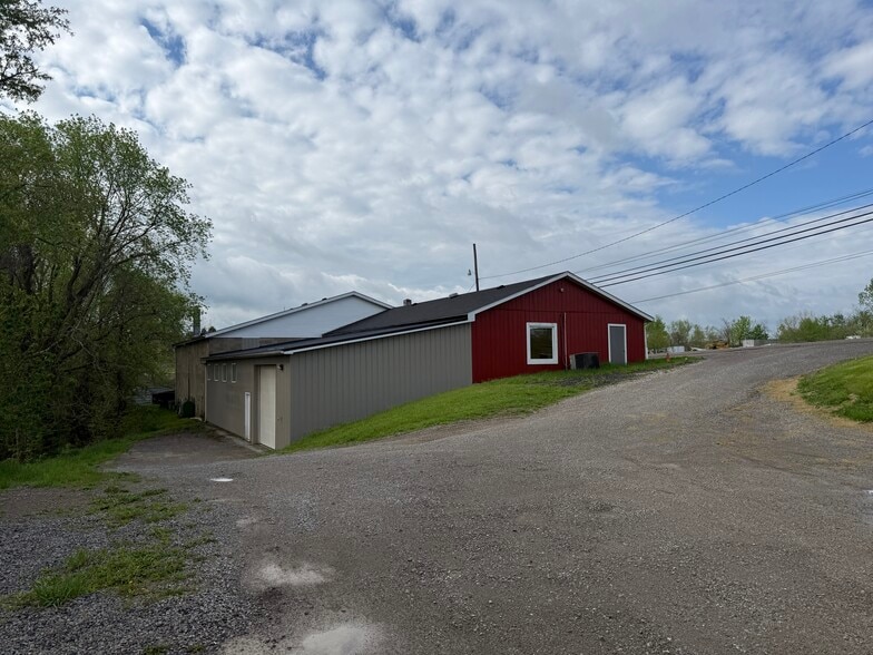 8003 State Route 213, Toronto, OH à vendre - Photo du bâtiment - Image 2 de 31