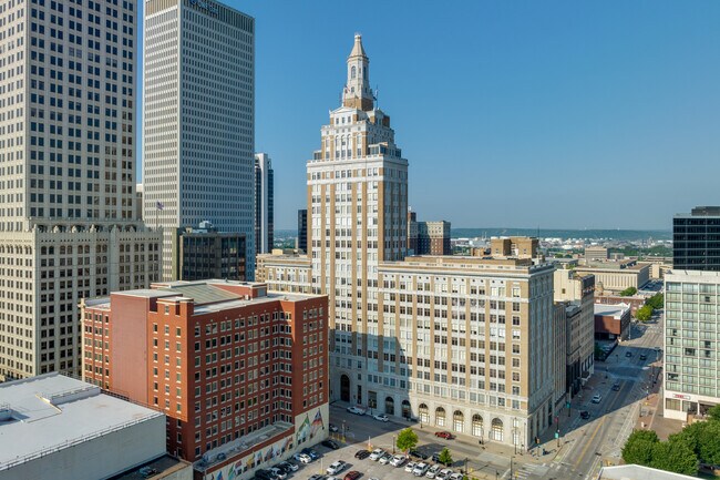 Plus de détails pour 320 S Boston Ave, Tulsa, OK - Bureau, Bureau/Commerce de détail à louer