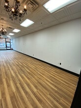 44501-44605 Schoenherr Rd, Sterling Heights, MI à louer Photo intérieure- Image 2 de 7