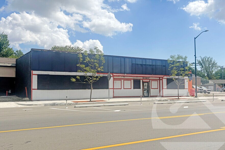 13118 Dexter Ave, Detroit, MI à vendre - Photo principale - Image 1 de 1