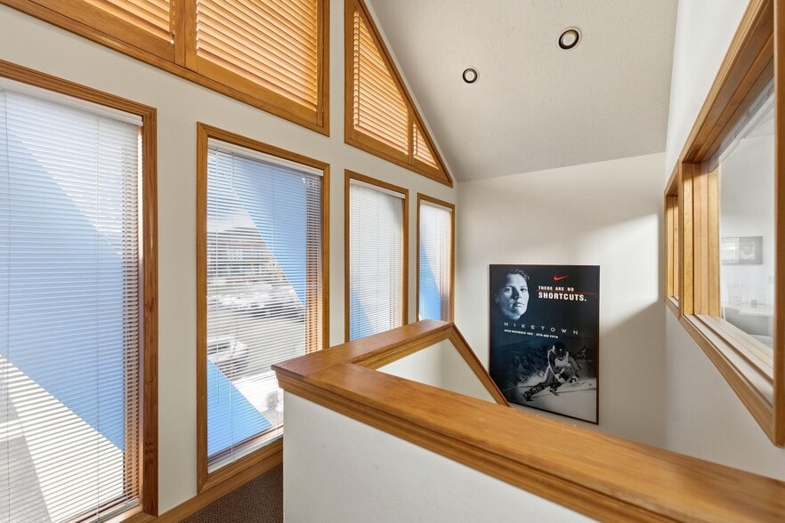 1762 Prospector Ave, Park City, UT for lease - Building Photo - Image 3 of 37