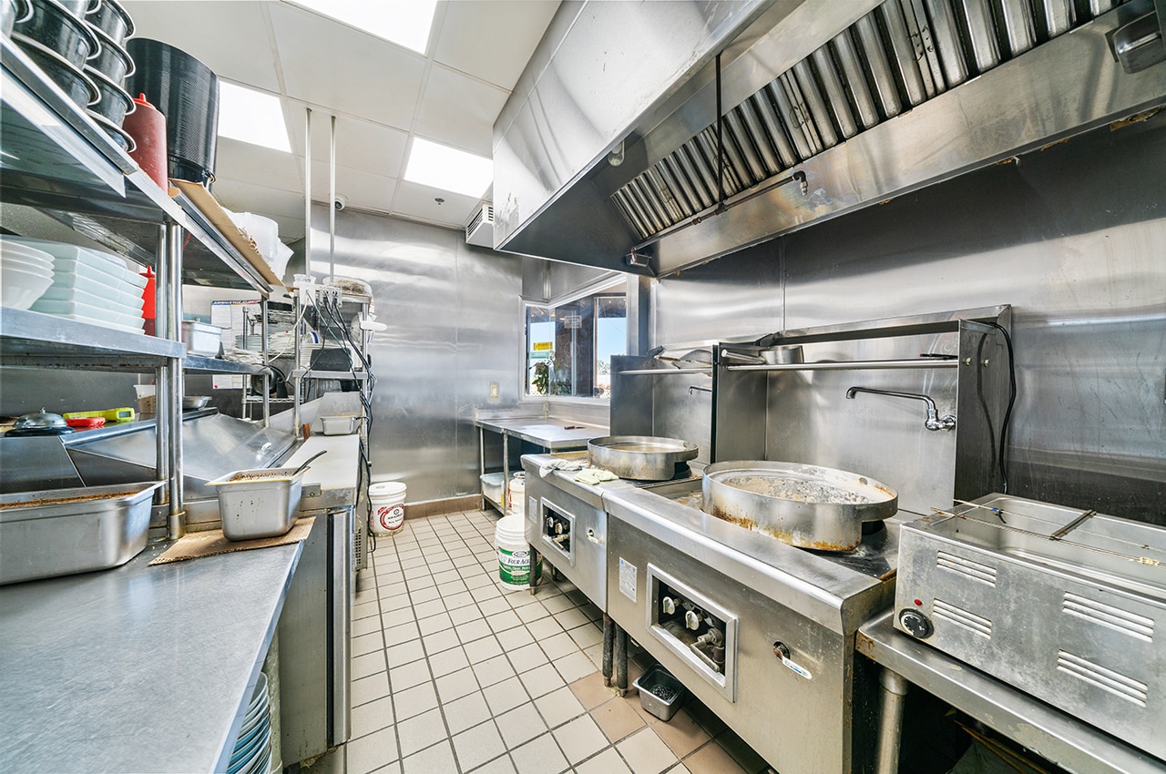 1370 Fullerton Rd, Rowland Heights, CA for lease Interior Photo- Image 1 of 7