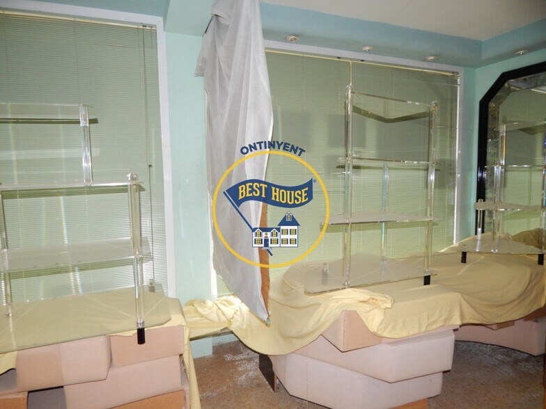 Retail in Ontinyent, Valencia for lease - Building Photo - Image 1 of 31