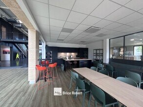 14 Rue Marcel Dassault, Genas for sale Interior Photo- Image 2 of 5