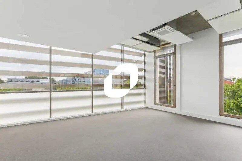 Bureau dans Bordeaux à louer Photo intérieure- Image 1 de 13