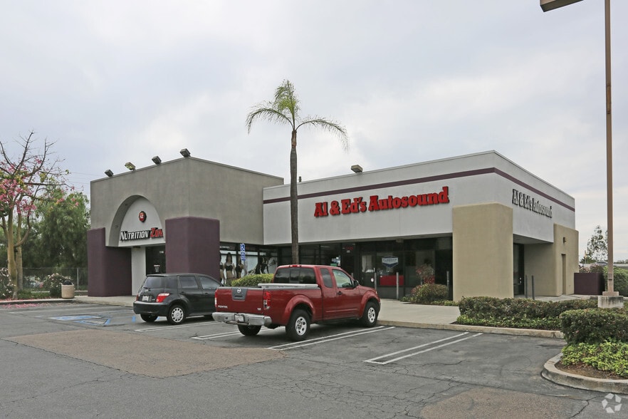 1142-1146 W Valley Pky, Escondido, CA for lease - Building Photo - Image 1 of 7