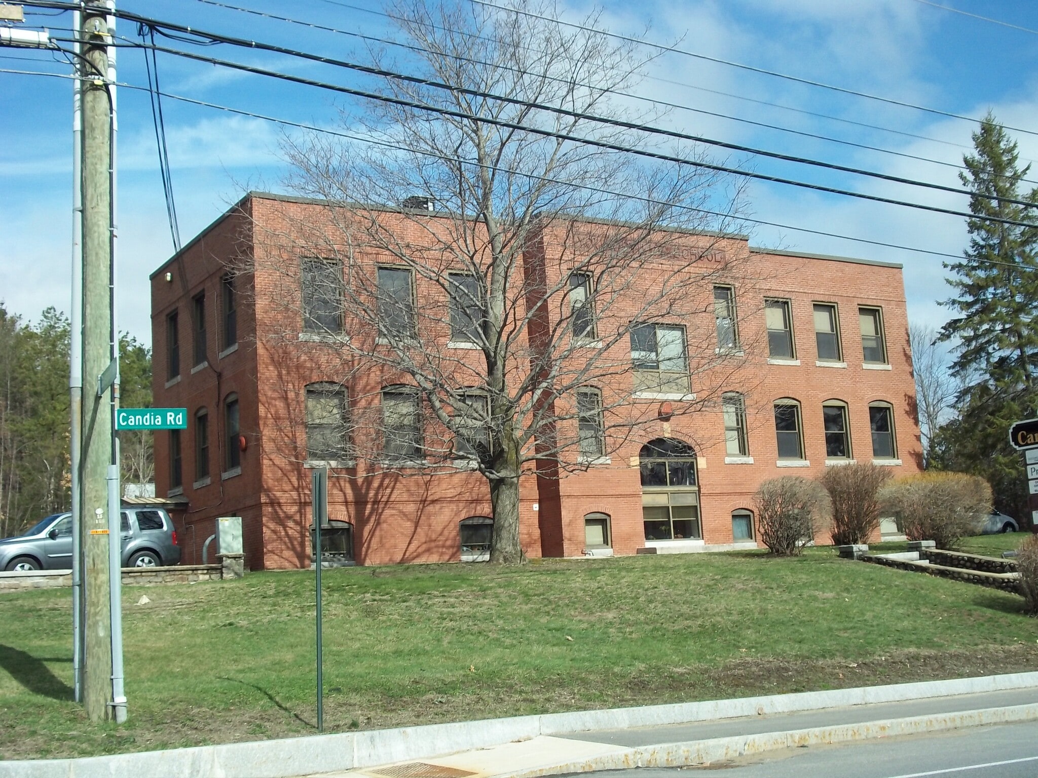 1600 Candia Rd, Manchester, NH for lease Primary Photo- Image 1 of 17