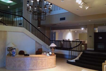 1690 W English Rd, High Point, NC à vendre - Photo du bâtiment - Image 3 de 18