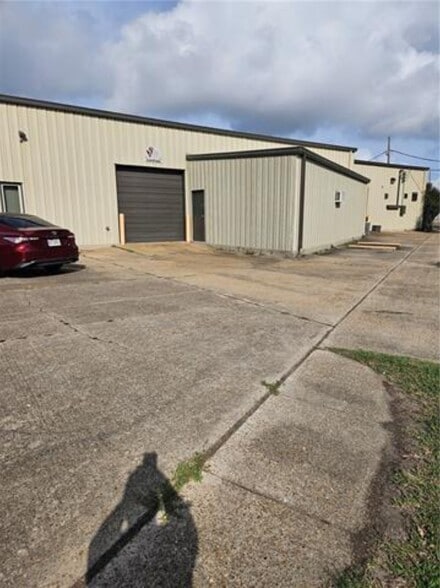 4501 Zenith St, Metairie, LA for sale - Building Photo - Image 2 of 33