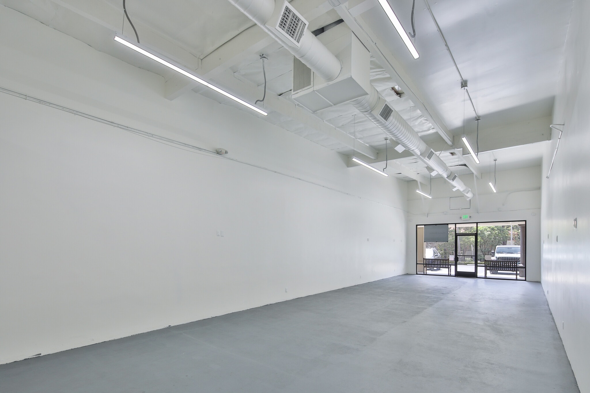 514-548 Palisades Dr, Pacific Palisades, CA for lease Interior Photo- Image 1 of 2