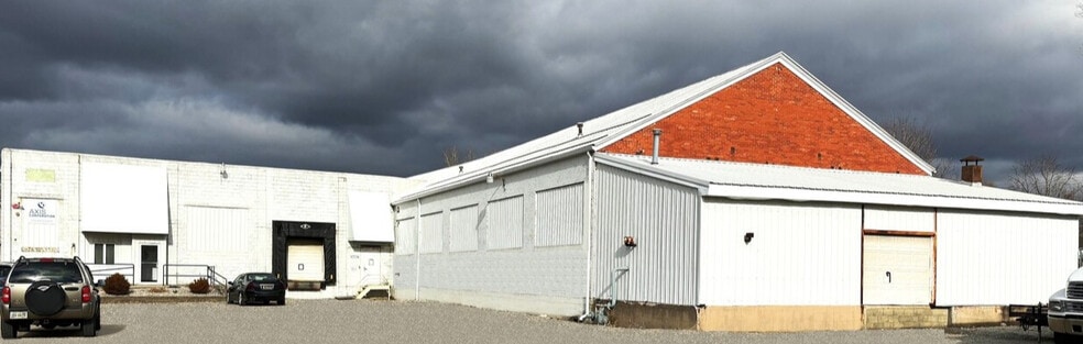 314 Water Ave, Bellefontaine, OH à vendre - Photo principale - Image 2 de 16