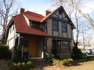 More details for 2 Boston Way, Asheville, NC - Retail for Sale