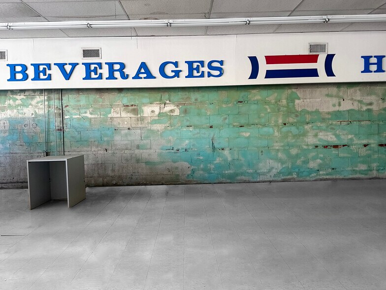 727 Anderson St, Belton, SC à louer - Photo du bâtiment - Image 2 de 5