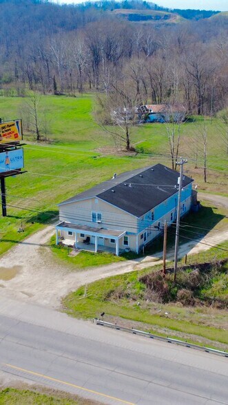 12361 Us-60, Ashland, KY à vendre - Vidéo sur l’inscription commerciale - Image 2 de 13