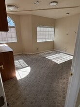 4091 Riverside, Chino, CA à louer Photo intérieure- Image 2 de 9