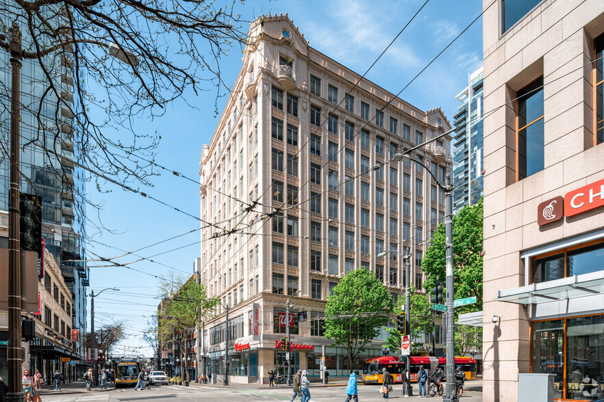 1511 3rd Ave, Seattle, WA à louer - Photo du bâtiment - Image 1 de 6