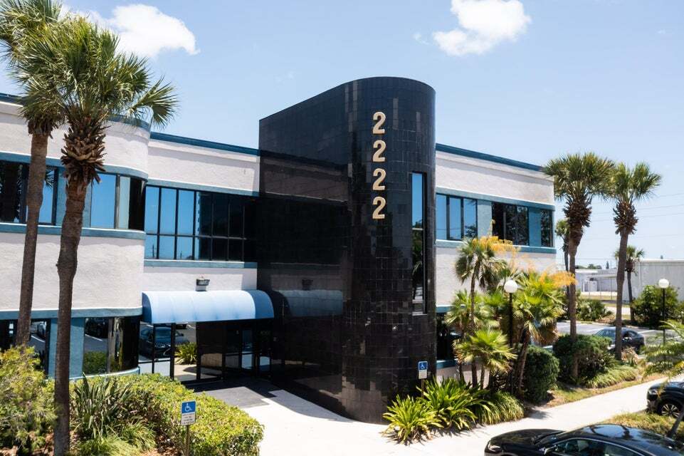 2222 Colonial Rd, Fort Pierce, FL for lease Interior Photo- Image 1 of 19