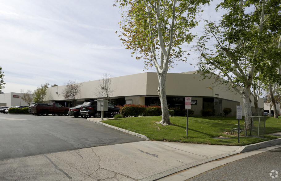 12102-12112 Severn Way, Riverside, CA for lease - Building Photo - Image 3 of 4