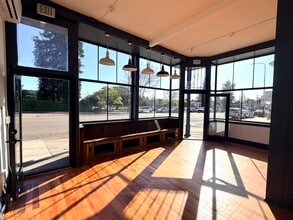 1979 Ashby Ave, Berkeley, CA for lease Interior Photo- Image 2 of 6