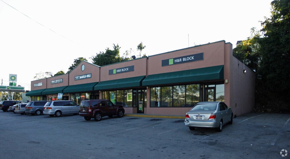 777 Central Park Ave, Yonkers, NY for lease - Building Photo - Image 2 of 6