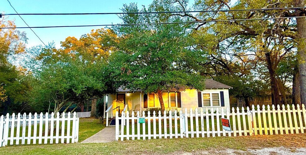 9278 N Highway 77, Lexington, TX à vendre - Photo du bâtiment - Image 3 de 39