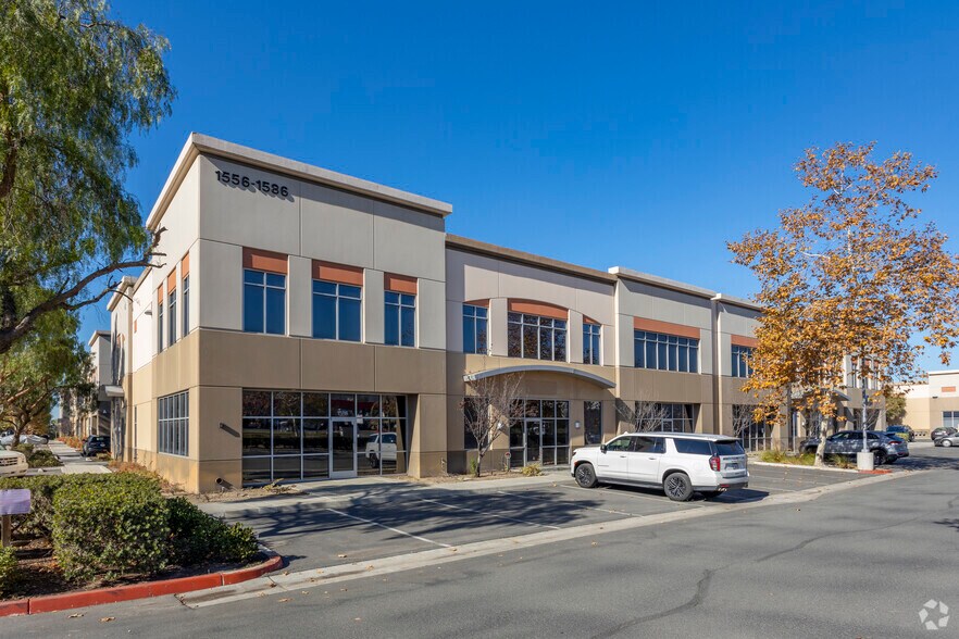 1556-1586 Lancaster Point Way, San Diego, CA à louer - Photo du bâtiment - Image 1 de 7