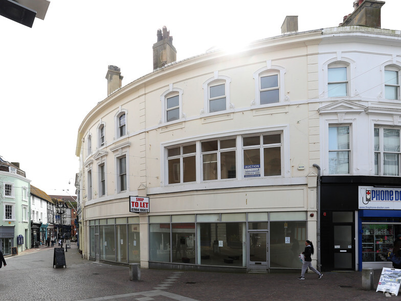 1-6 Sandgate Rd, Folkestone for lease - Primary Photo - Image 1 of 3