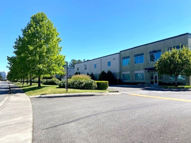 6403 S 208th St, Kent, WA à vendre - Photo du bâtiment - Image 2 de 4