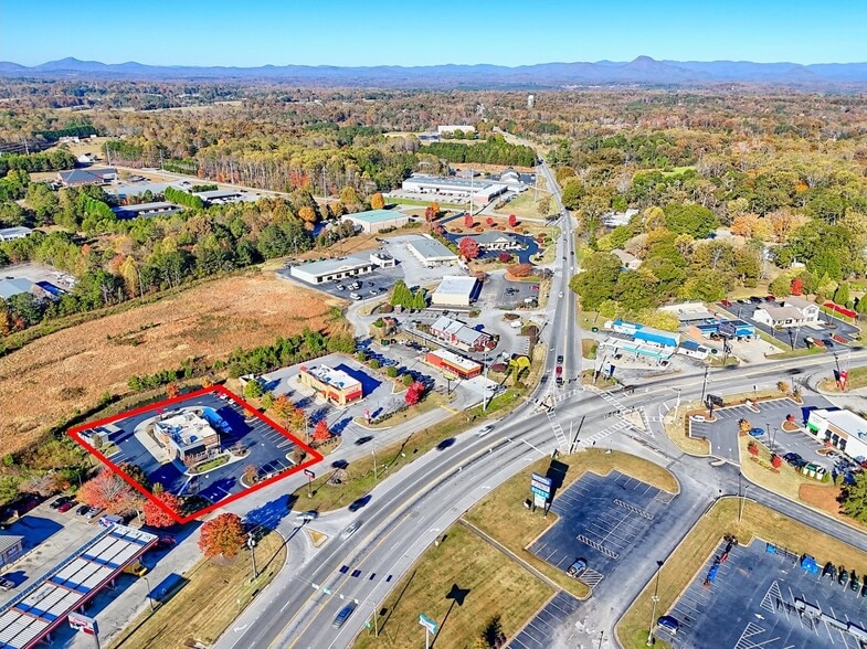 515 Historic 441 Hwy, Cornelia, GA for sale - Building Photo - Image 2 of 36