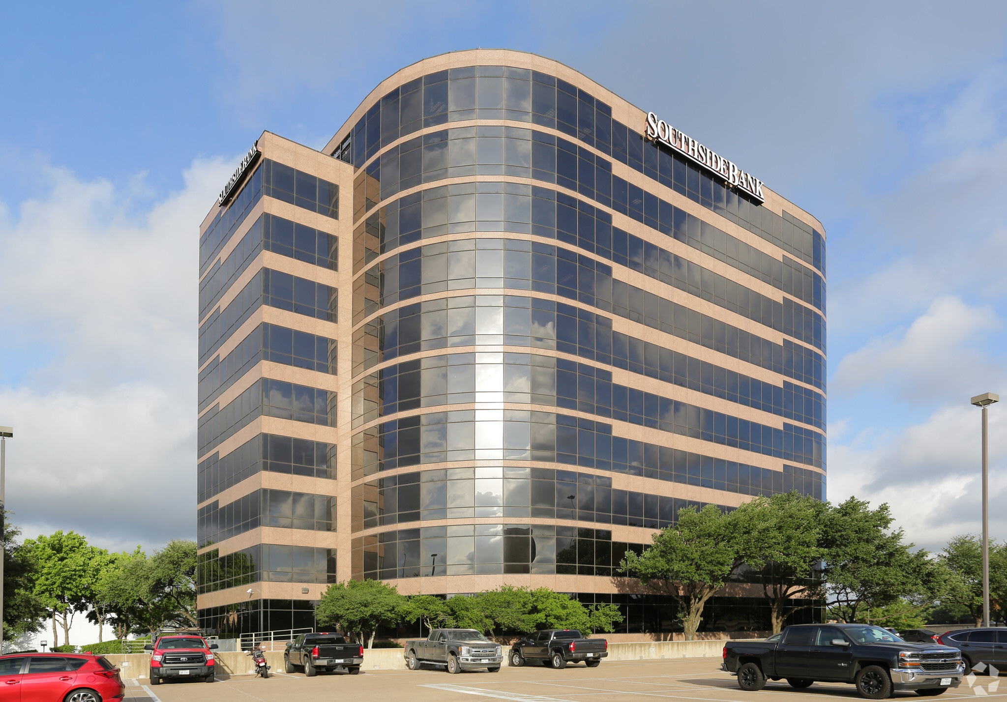 1320 S University Dr, Fort Worth, TX for lease Primary Photo- Image 1 of 20