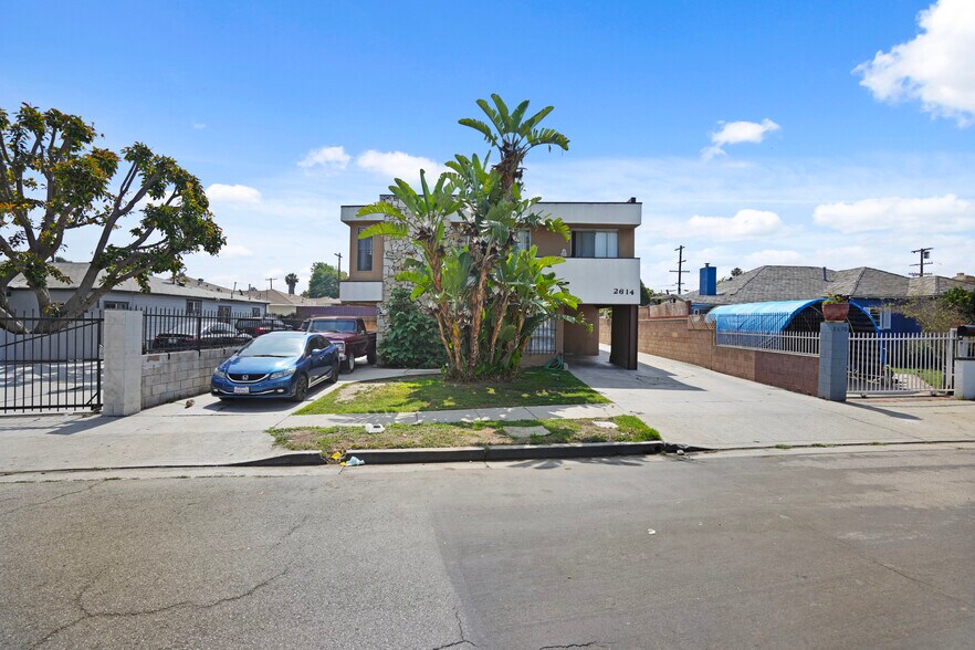 2614 Garth Ave, Los Angeles, CA à vendre - Photo principale - Image 1 de 12