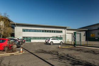 Plus de détails pour Coronet Way, Salford - Industriel à louer