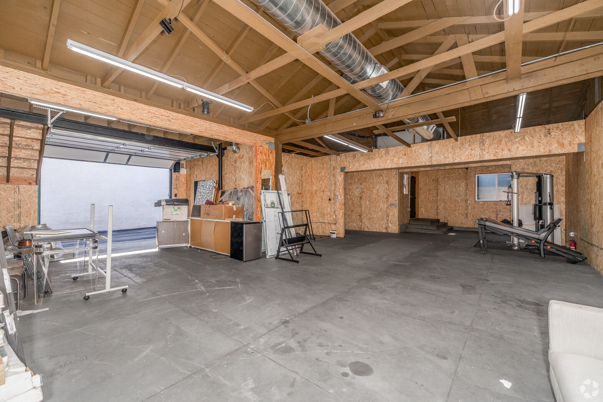 5244 Vineland Ave, North Hollywood, CA for sale Interior Photo- Image 1 of 4