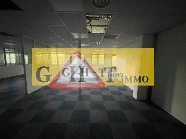 Bureau dans Fresnes à louer - Photo intérieure - Image 2 de 5