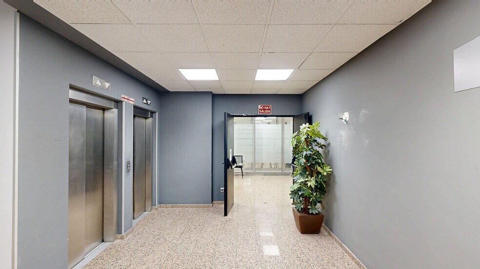 Calle de Manuel Tovar, 43, Madrid, Madrid à louer - Numérisation 3D de Matterport - Image 3 de 22