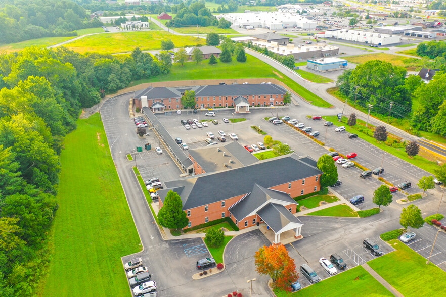 803 Meyers Baker Rd, London, KY for sale - Building Photo - Image 3 of 35