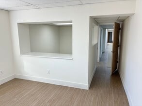 619A Dalton St, Emmaus, PA for lease Interior Photo- Image 2 of 7