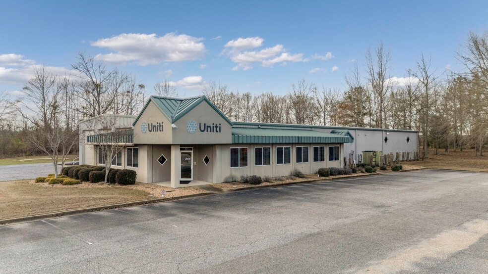 335 Jeanette Barrett Industrial Blvd, Wetumpka, AL for sale - Building Photo - Image 1 of 44