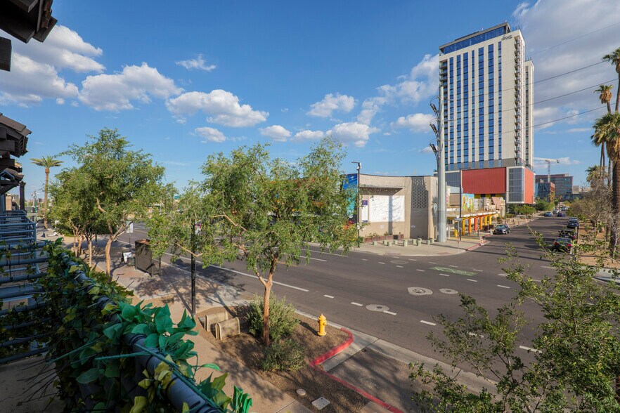 610 E Roosevelt St, Phoenix, AZ à vendre - Photo du bâtiment - Image 3 de 87