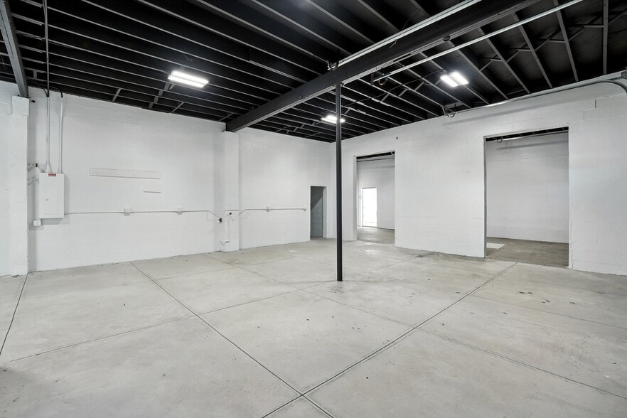 19003 San Carlos Blvd, Fort Myers, FL for sale - Building Photo - Image 2 of 36