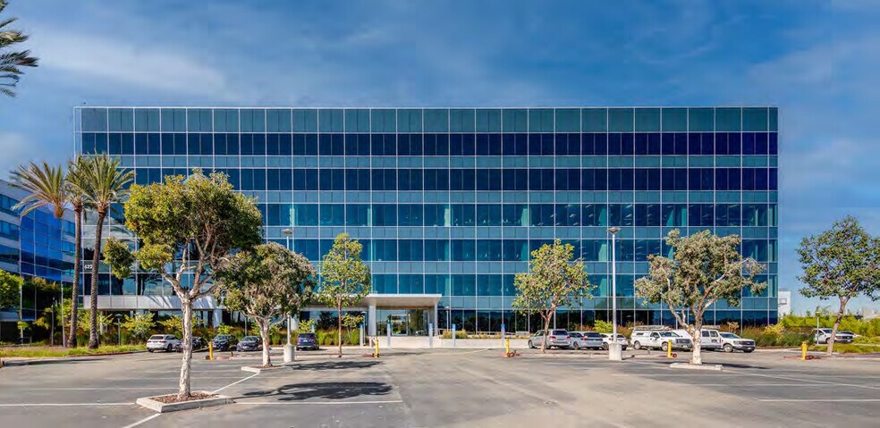 6220 America Center Dr, San Jose, CA à louer - Photo du bâtiment - Image 2 de 9