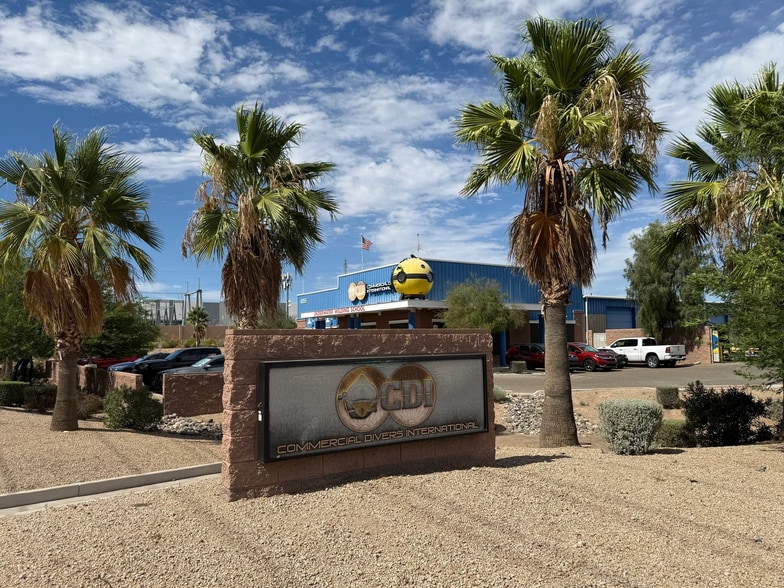 4055 S Sarival Ave, Goodyear, AZ for lease - Building Photo - Image 2 of 15